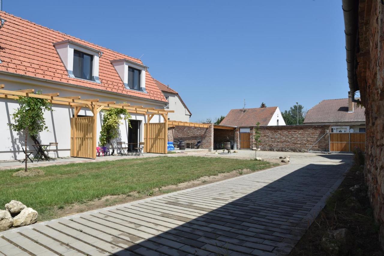 Vila Vlastovka 布尔哈里 外观 照片